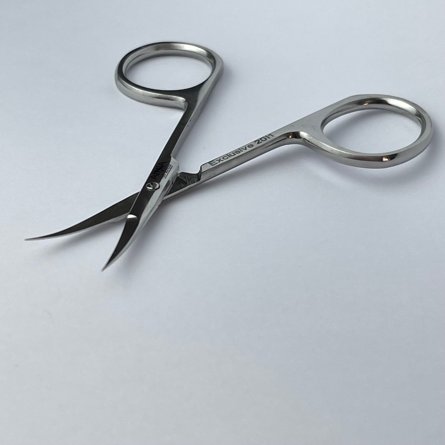 Forbicine professionali per le cuticole