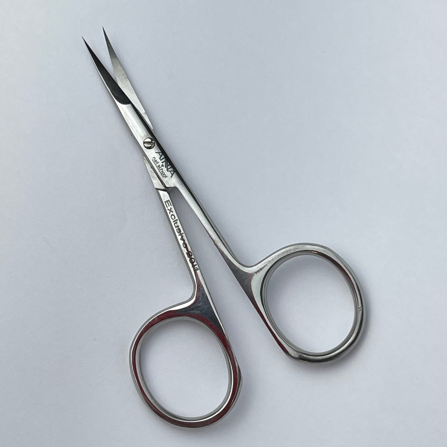 Forbicine professionali per le cuticole